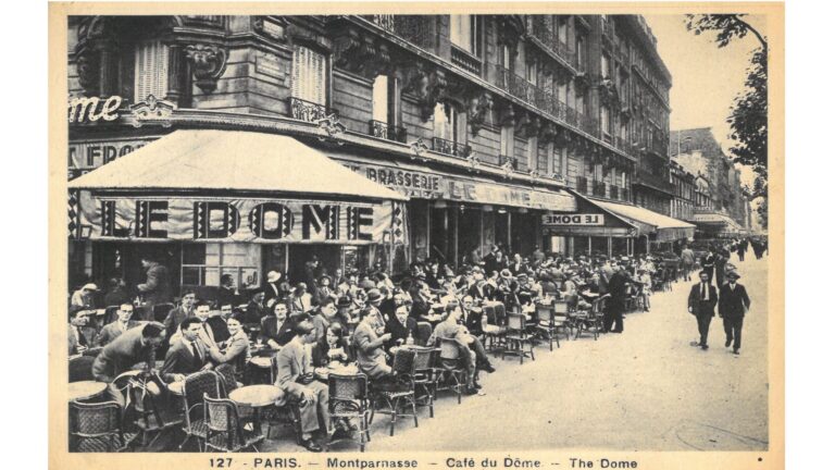 caffes became a haven for intellectuals in 20th century paris