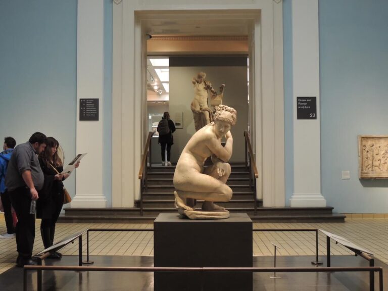 Crouching Venus in teh british museum