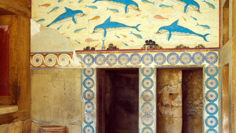 fresco from knossos in greece
