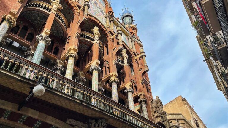 palau de la musica barceclona facade