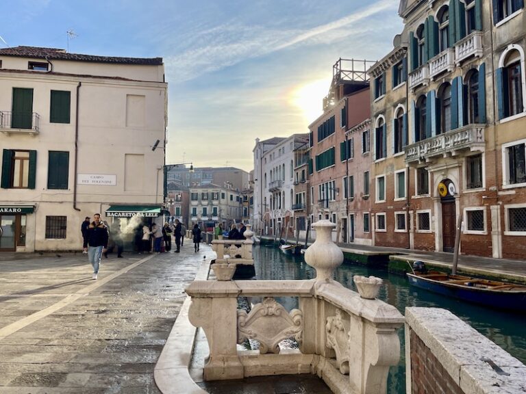 the santa croce neighborhood in venice